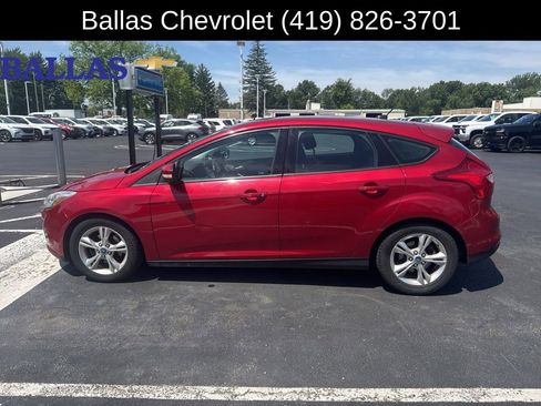 Used 2012 Ford Focus SE FWD image 3