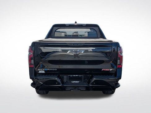Used 2024 Chevrolet Silverado EV RST AWD/4WD image 4