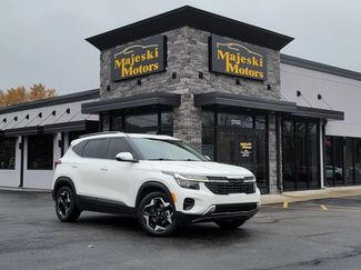Used 2024 Kia Seltos EX video 1