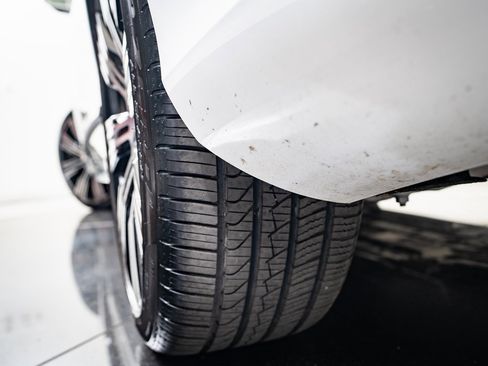 Used 2024 Volvo S90 T8 Ultimate image 39