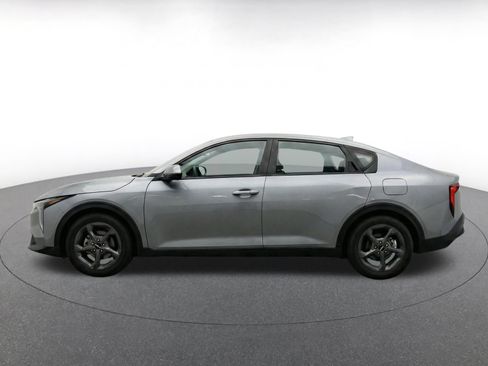 Used 2025 Kia K4 FWD image 4