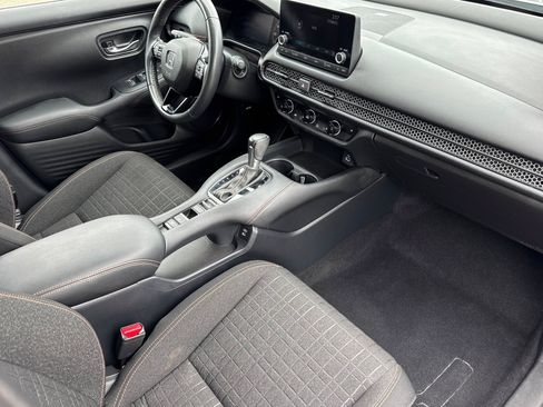 Certified 2024 Honda HR-V Sport image 33