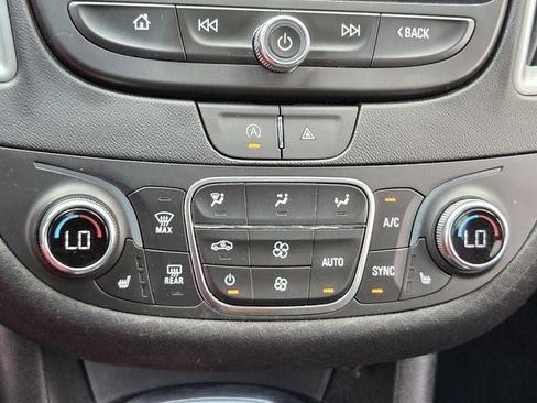 Used 2024 Chevrolet Malibu LT FWD image 25