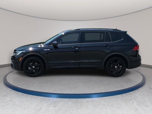 Used 2024 Volkswagen Tiguan SE R-Line FWD image 8