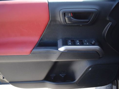 Used 2023 Toyota Tacoma SR5 w/ Technology Package image 20