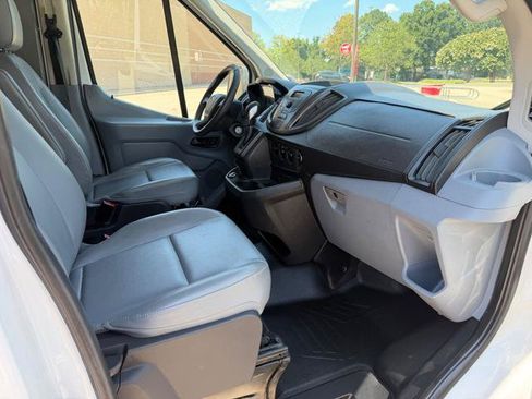 Used 2019 Ford Transit 250 148 Medium Roof RWD image 10