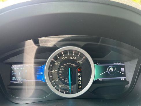 Used 2014 Ford Explorer Limited w/ Equipment Group 302A AWD/4WD image 7
