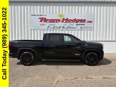 Used 2025 GMC Sierra 1500 Elevation w/ X31 Off-Road Package AWD/4WD image 1