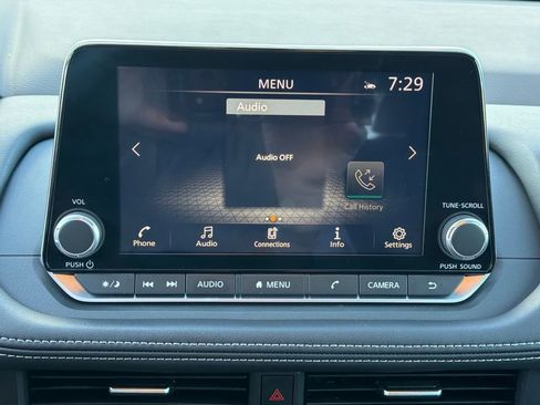 Used 2023 Nissan Rogue SV image 26