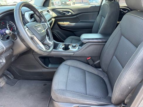 Used 2022 GMC Acadia SLE FWD image 8