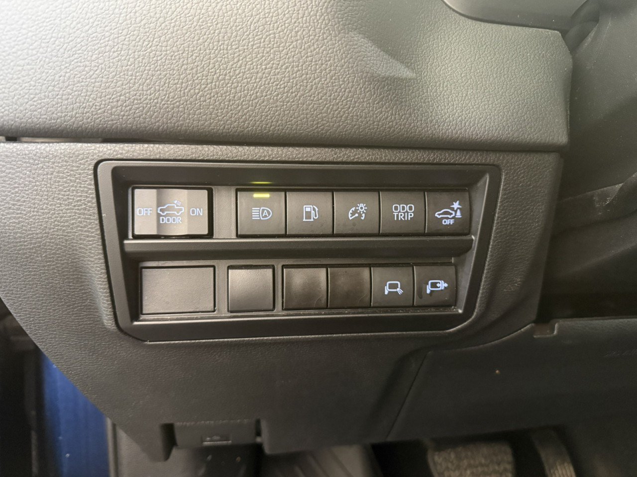 Used 2023 Toyota Tundra Limited AWD/4WD image 21
