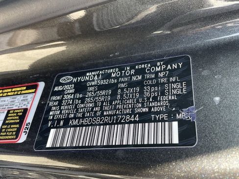 Used 2024 Genesis GV80 2.5T image 8