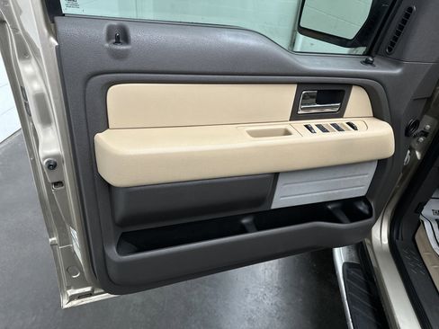 Used 2013 Ford F150 XLT w/ Luxury Equipment Group AWD/4WD image 17