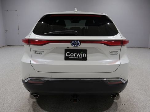 Certified 2021 Toyota Venza Limited w/ Advanced Technology Package AWD/4WD image 3