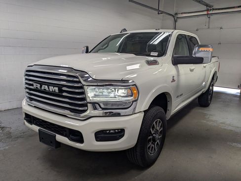 Used 2023 RAM 3500 Limited AWD/4WD image 11