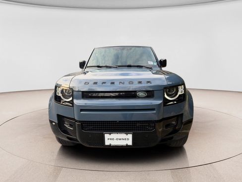 Used 2023 Land Rover Defender 110 X-Dynamic SE image 9