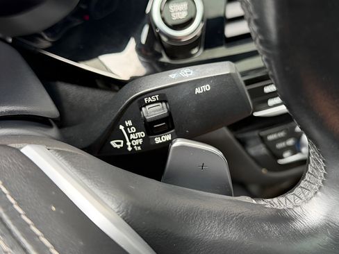 Used 2018 BMW 530e RWD image 37