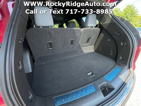 Used 2024 Buick Enclave Premium image 33