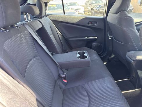 Used 2017 Toyota Prius Two image 8