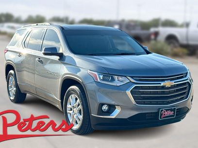 Used 2021 Chevrolet Traverse LT