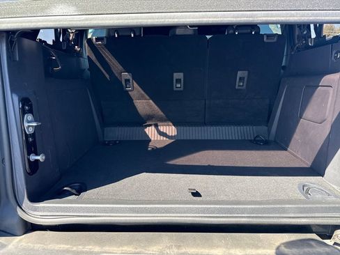 Used 2024 Ford Bronco Wildtrak image 29