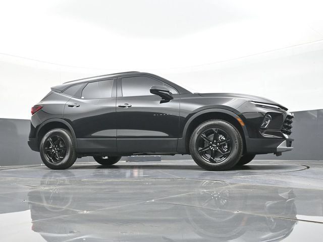 New 2026 Chevrolet Blazer LT w/ Midnight/Sport Edition FWD image 43