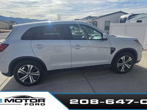 Used 2024 Mitsubishi Outlander Sport ES AWD/4WD image 2