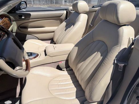 Used 2006 Jaguar XK8 Convertible RWD image 16