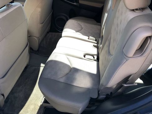 Used 2012 Toyota RAV4 4WD w/ Value Pkg image 25