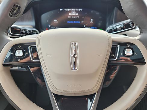 Used 2022 Lincoln Aviator Grand Touring w/ Equipment Group 301A image 35