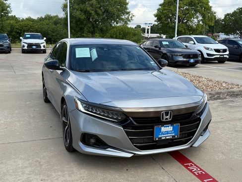 Used 2022 Honda Accord Sport image 7