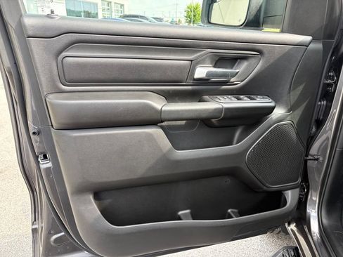 New 2026 RAM 1500 Express AWD/4WD image 8