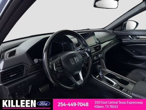 Used 2022 Honda Accord Sport image 10