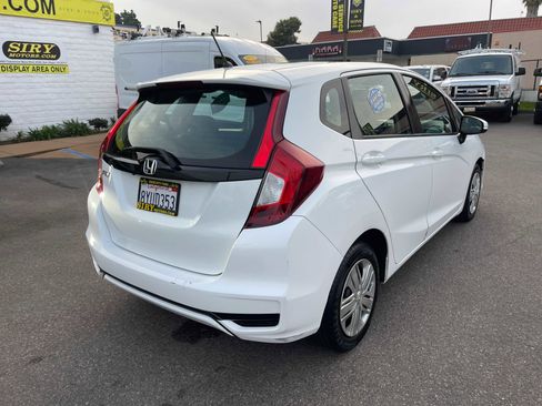 Used 2018 Honda Fit LX image 3