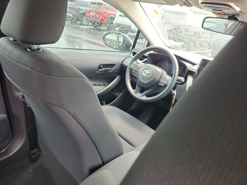 Used 2026 Toyota Corolla LE FWD image 14