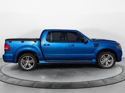 Used 2010 Ford Explorer Sport Trac Limited image 3