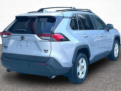 Certified 2021 Toyota RAV4 XLE AWD/4WD image 9
