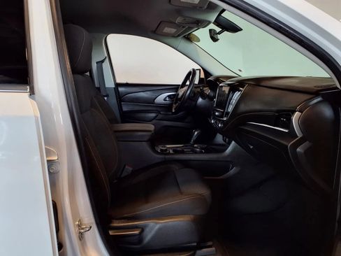 Used 2019 Chevrolet Traverse LT AWD/4WD image 13
