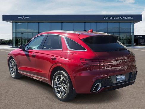 Used 2023 Genesis GV70 2.5T w/ Select Package image 4