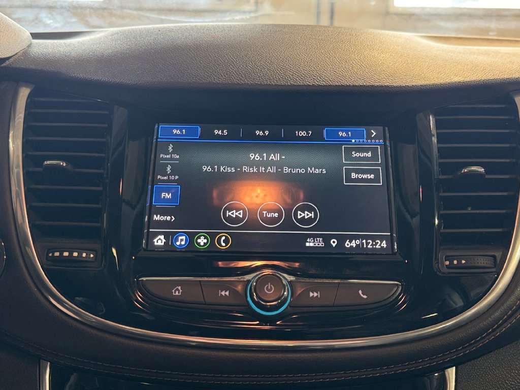 Used 2019 Chevrolet Trax Premier AWD/4WD image 17