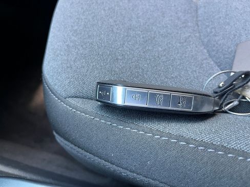 Used 2025 Kia K4 LXS image 21