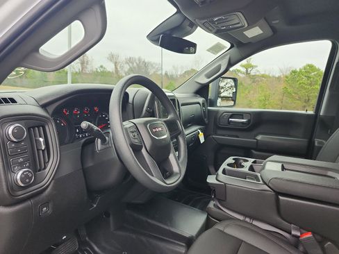 New 2026 GMC Sierra 2500 Pro w/ Convenience Package image 10