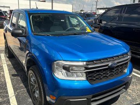 Certified 2022 Ford Maverick XLT FWD image 2
