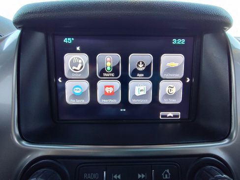 Used 2019 Chevrolet Suburban Premier w/ Premier Plus Edition image 27