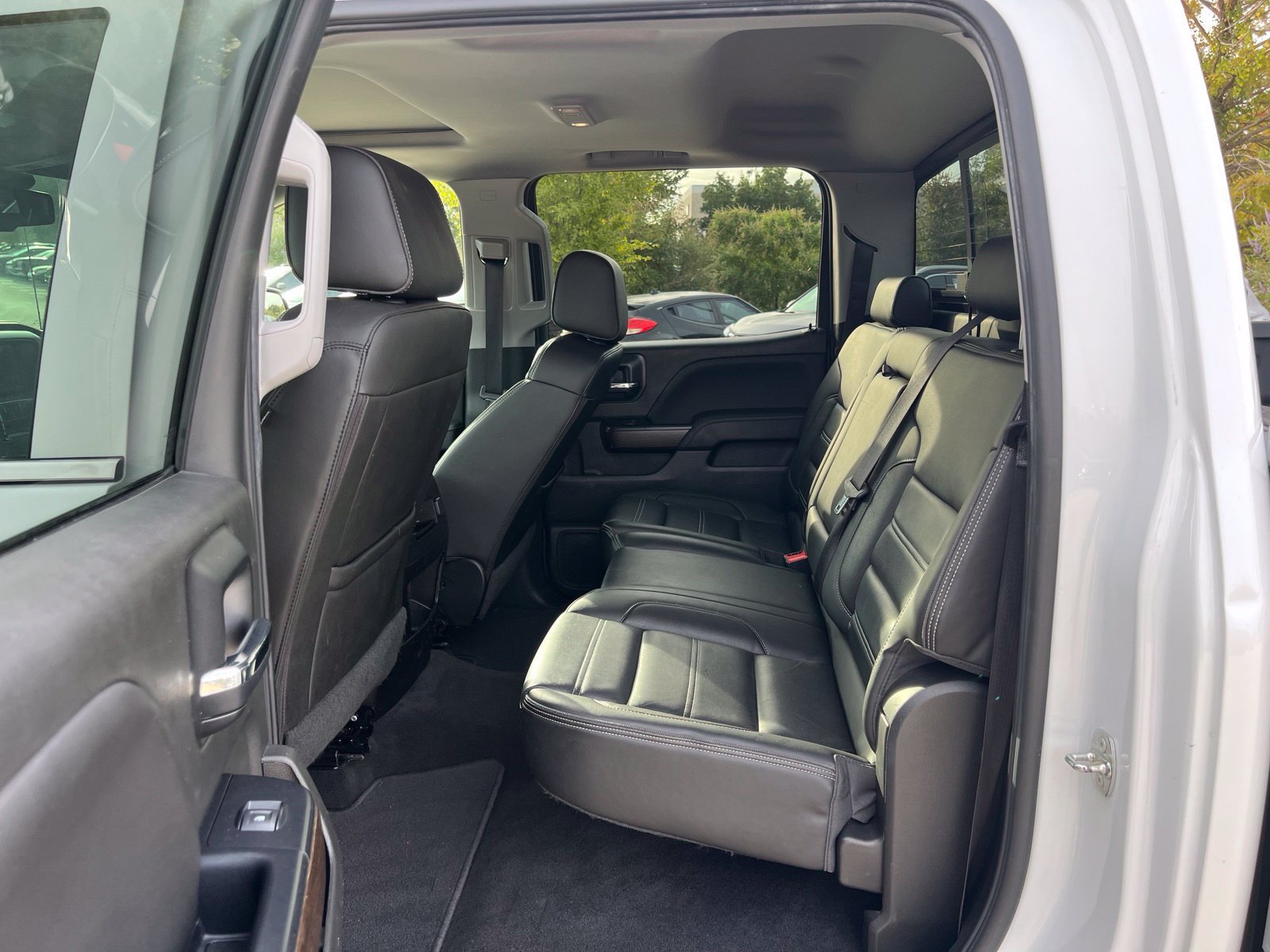 Used 2018 GMC Sierra 1500 Denali AWD/4WD image 17