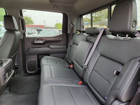 Used 2024 Chevrolet Silverado 1500 RST w/ Texas Edition Plus AWD/4WD image 12