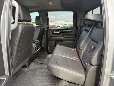 Used 2023 GMC Sierra 1500 SLT w/ SLT Premium Package image 30