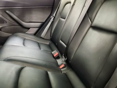 Used 2019 Tesla Model 3 RWD image 25