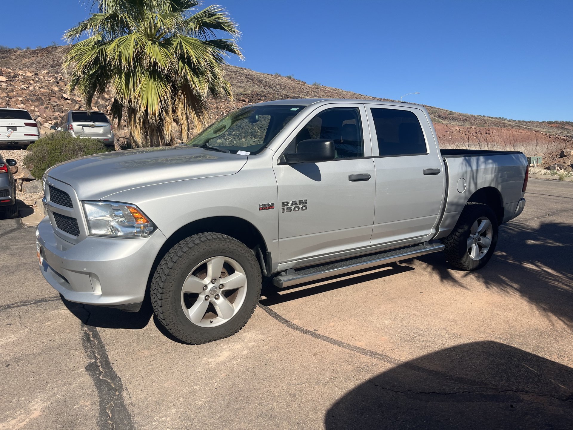 Used 2015 RAM 1500 Express AWD/4WD image 9