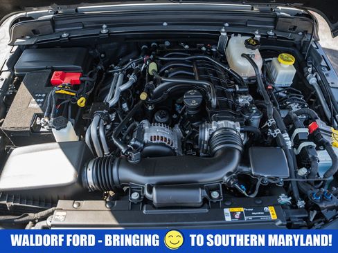 Used 2022 Jeep Gladiator Willys image 24